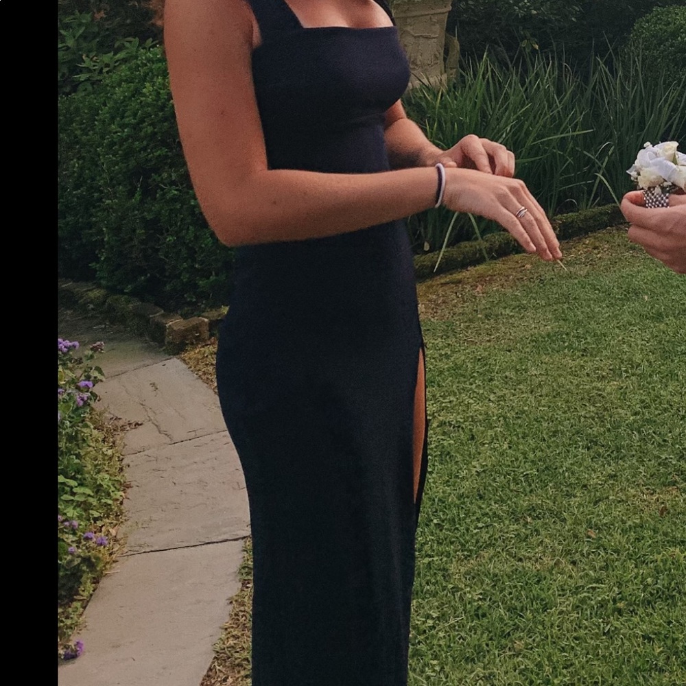 navy blue prom dress
